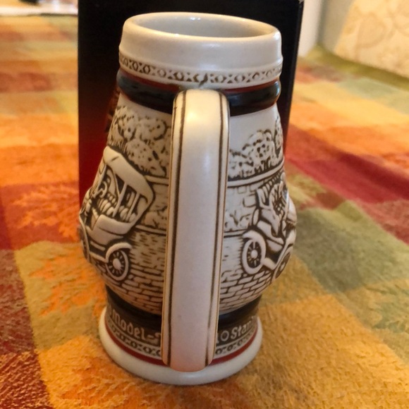 NIB 1982 Avon limited edition cCar Classics design beer stein - Picture 5 of 16